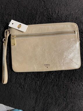 NWT Fossil Leather Wristlet Clutch Wallet Metallic Gold Zip Pouch